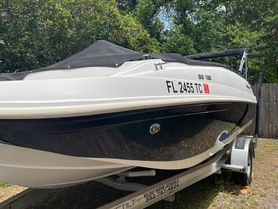 BOATZON | Hurricane SunDeck Sport 188 OB 2022 BOATZON | Hurricane SunDeck Sport 188 OB 2022