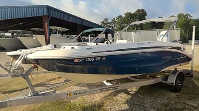 BOATZON | Hurricane SunDeck Sport 205 OB 2021