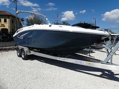 BOATZON | Hurricane SunDeck Sport 218 OB 2025