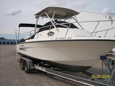 BOATZON | 2004 Hydra-Sports 230 Seahorse WA