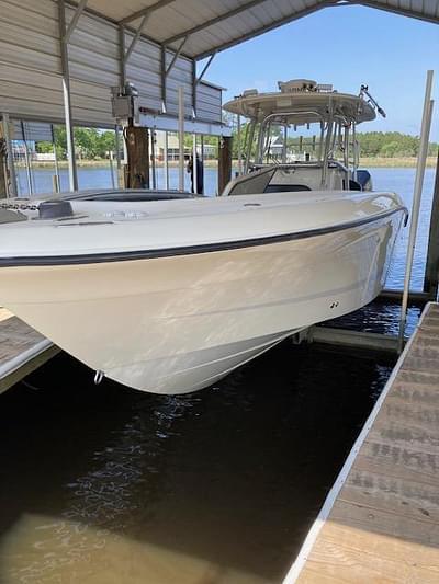 BOATZON | 2008 Hydra-Sports 3300 CC