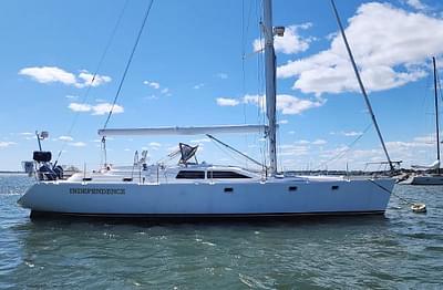 BOATZON |  Ian Franklin 53 Deck Saloon Sloop 2000