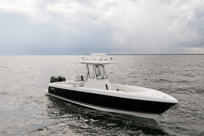 BOATZON | Intrepid 327 CC 2014