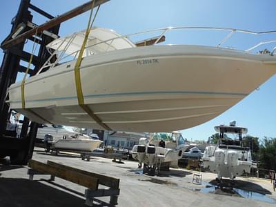 BOATZON | Intrepid 339 Walkaround 1996