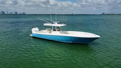 BOATZON | Intrepid 375 Center Console 2015