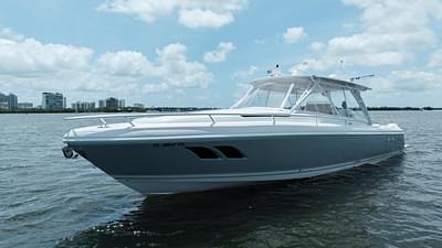 BOATZON | Intrepid 400 Cuddy 2013