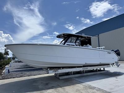BOATZON | Invincible Boats 38 Catamaran 2026