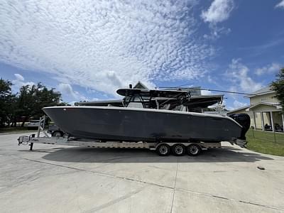 BOATZON | Invincible Boats 40 Catamaran 2020 BOATZON | Invincible Boats 40 Catamaran 2020