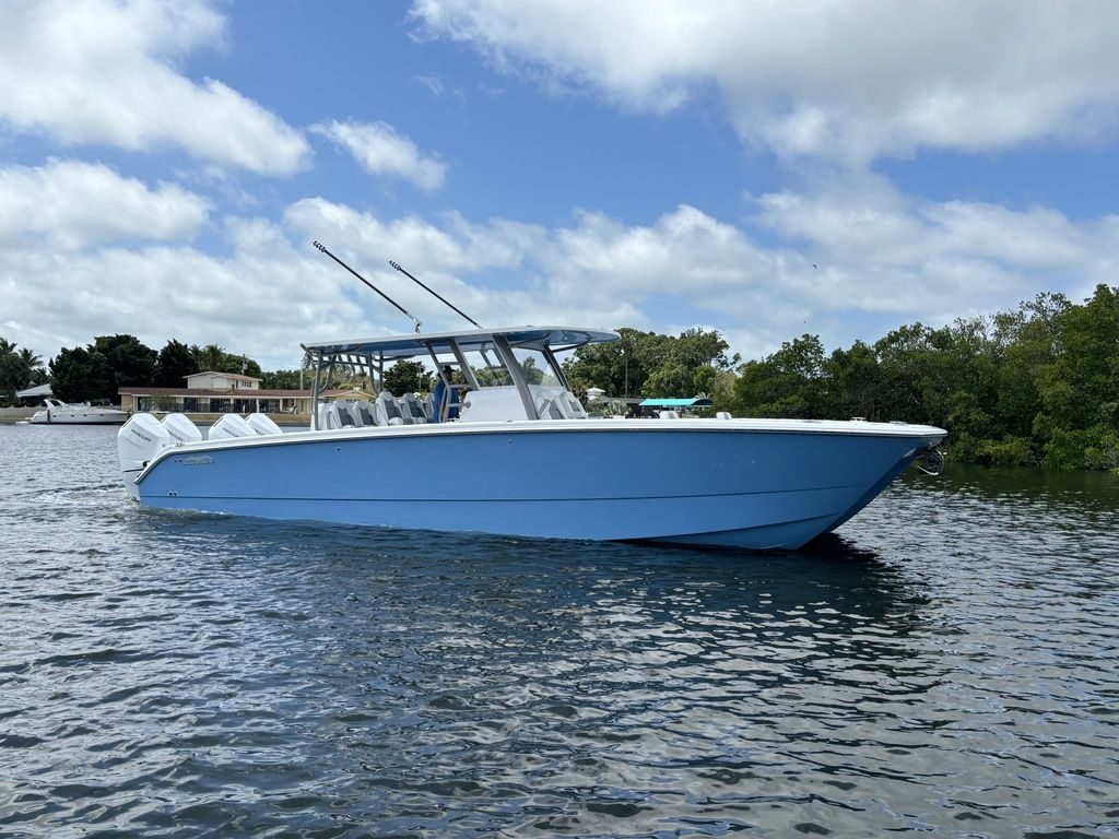 2024 Invincible Boats 40 Catamaran - Sold Boat