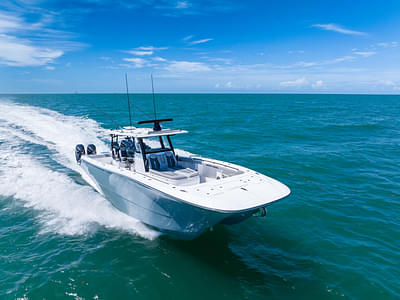 BOATZON | Invincible Boats 46 Catamaran 2025 BOATZON | Invincible Boats 46 Catamaran 2025