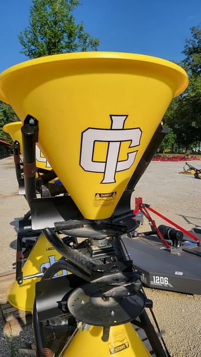 BOATZON | Ironcraft 180 Poly Hopper Spreader 0 BOATZON | Ironcraft 180 Poly Hopper Spreader 0