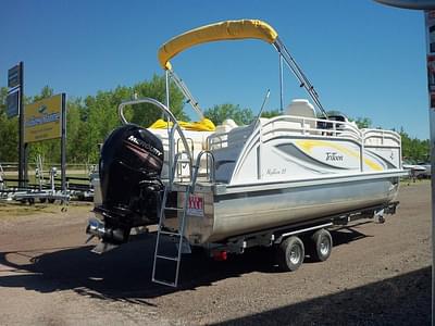 BOATZON | JC 21ft Neptoon Tritoon 2018