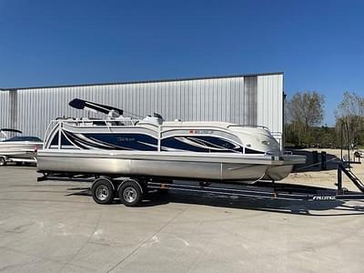 BOATZON | JC 246 Tritoon Classic IO 2014 BOATZON | JC 246 Tritoon Classic IO 2014