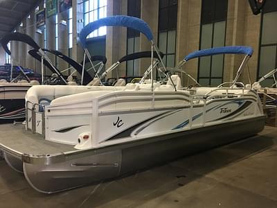 BOATZON | JCB NEPTOON 25 TT SPORT 2018 BOATZON | JCB NEPTOON 25 TT SPORT 2018