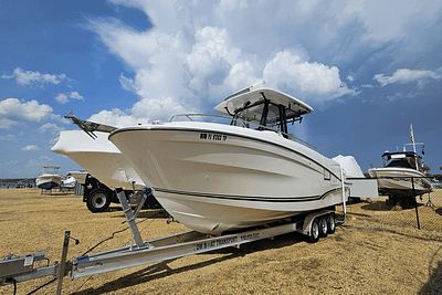 BOATZON | Jeanneau 105 LEADER CC 2023