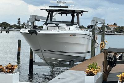 BOATZON | Jeanneau LEADER 105 CC 2023