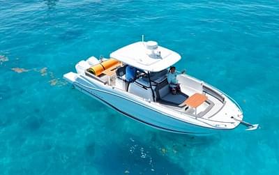 BOATZON | Jeanneau Leader 90 CC 2023