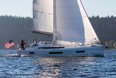 BOATZON | Jeanneau Sun Odyssey 440 2025