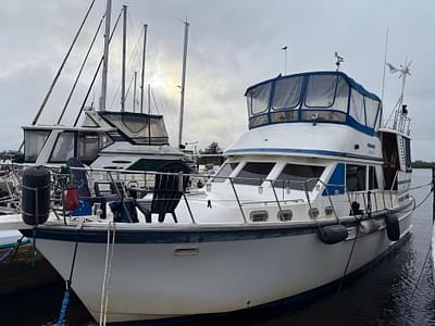 BOATZON | Jefferson Sundeck 1986