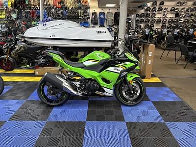 BOATZON | Kawasaki Ninja 500 KRT 2025