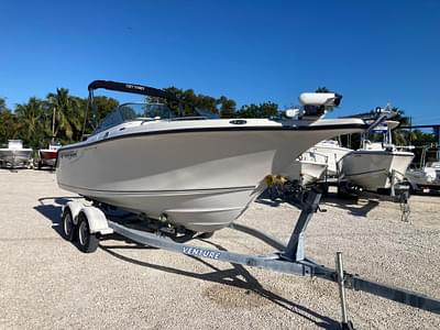 BOATZON | Key West 225 Dual Console 2014