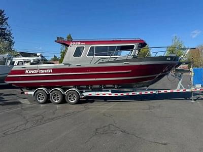 BOATZON | KingFisher 3025 XRS 2025