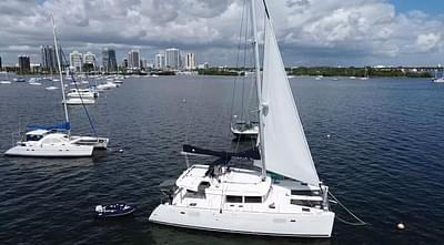 BOATZON | Lagoon 450 F 2013