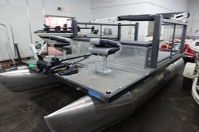 BOATZON | Lake Lounger 13 Electric 2021