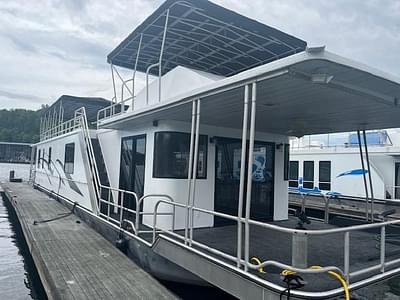 BOATZON | Lakeview Houseboat 1992