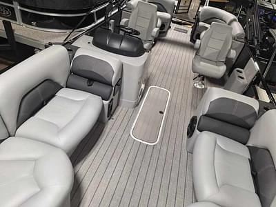 BOATZON | Landau Atlantis 230 Rear Lounge TriLog 2025