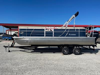BOATZON | Landau Island Breeze 232 powered by a Suzuki 140HP 2024