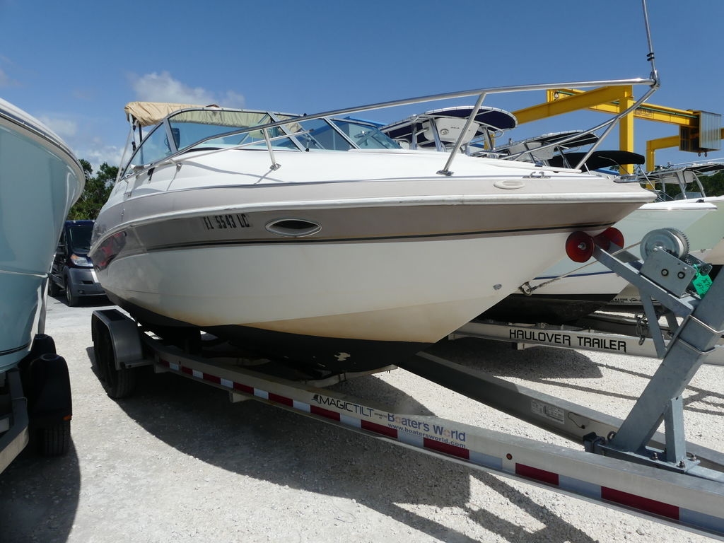 1999 Larson 231 - Sold Boat