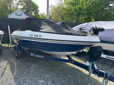 BOATZON | 2012 Larson FX 1850 DC