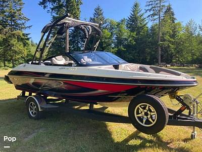 BOATZON | Larson LSR 2000