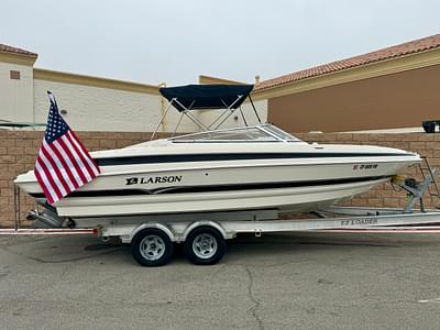 BOATZON | Larson LXi 248 2006