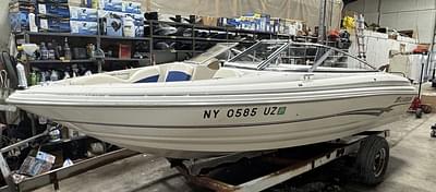 BOATZON | Larson SEI 180 2002 BOATZON | Larson SEI 180 2002