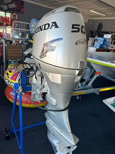 BOATZON | Little Used Honda 50HP 4 Stroke Outboard Motor Engine