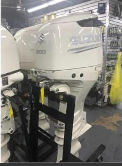 BOATZON | Little Used Suzuki 350HP 4 Stroke Outboard Motor Engine