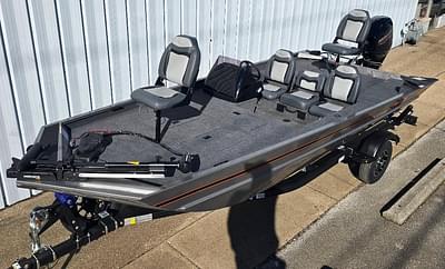 BOATZON | Lowe 1860 Legacy 2025