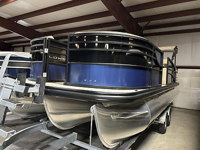 BOATZON | Lowe Boats Retreat 230 RFL TLX 2023