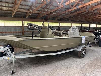BOATZON | Lowe Boats RX1760 Pathfinder 2025