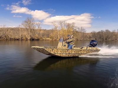 BOATZON | Lowe Boats RX1870 Pathfinder 2025