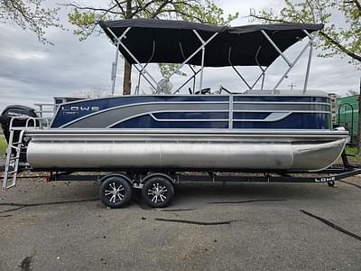 BOATZON | Lowe Boats SF212 2025