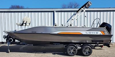 BOATZON | Lowe SD224 Sport Deck 2023