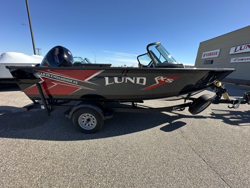 2024 Lund 1875 Crossover XS Sport - Sold Boat