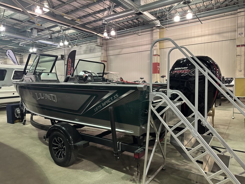 2025 Lund 1875 Impact XS Sport - Sold Boat