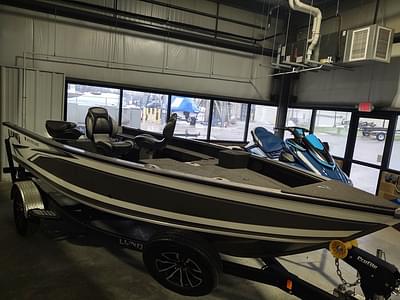 BOATZON | Lund 1875 Pro Guide Tiller 2023 BOATZON | Lund 1875 Pro Guide Tiller 2023