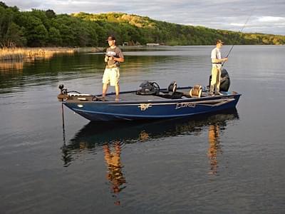 BOATZON | Lund 1875 ProV Bass XS 2025 BOATZON | Lund 1875 ProV Bass XS 2025