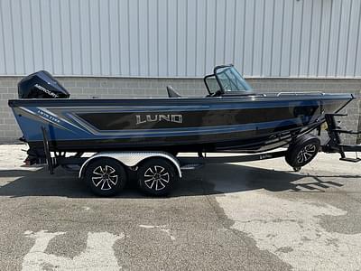 BOATZON | Lund 1975 TYEE 2025