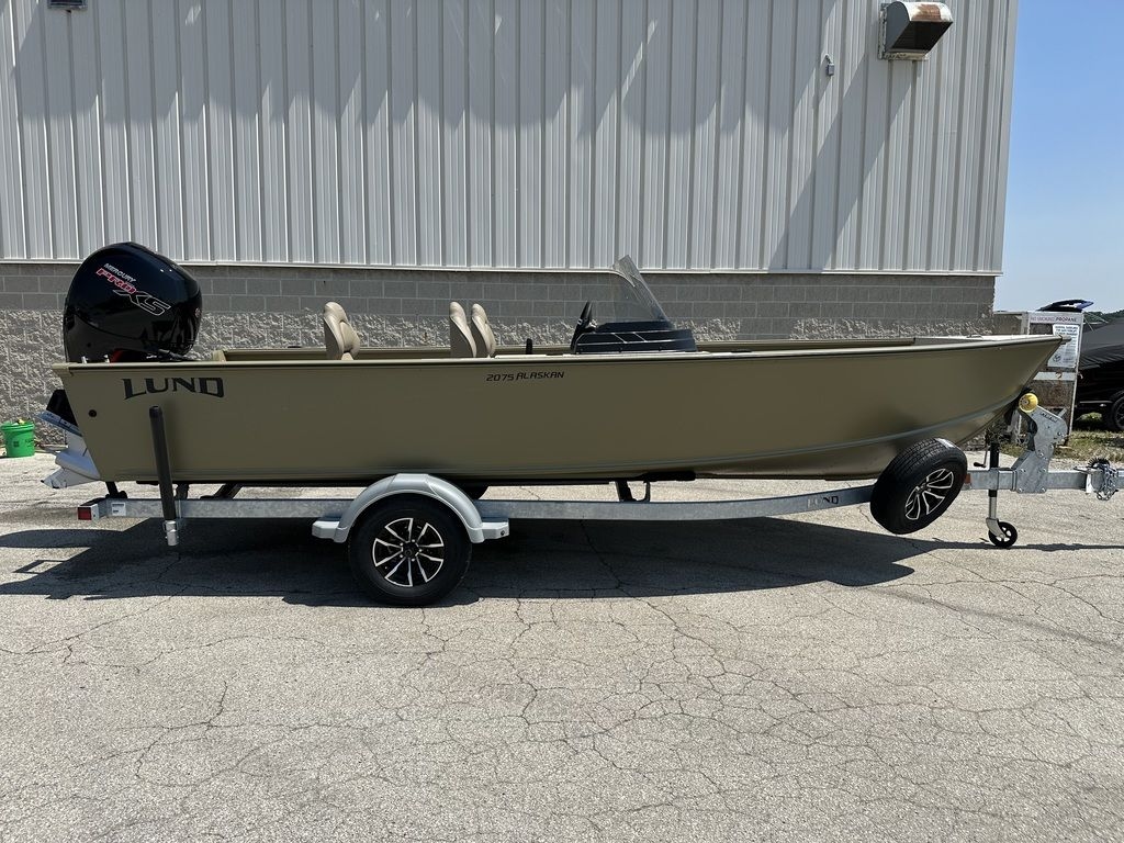 2025 Lund 2075 Alaskan SS - Sold Boat